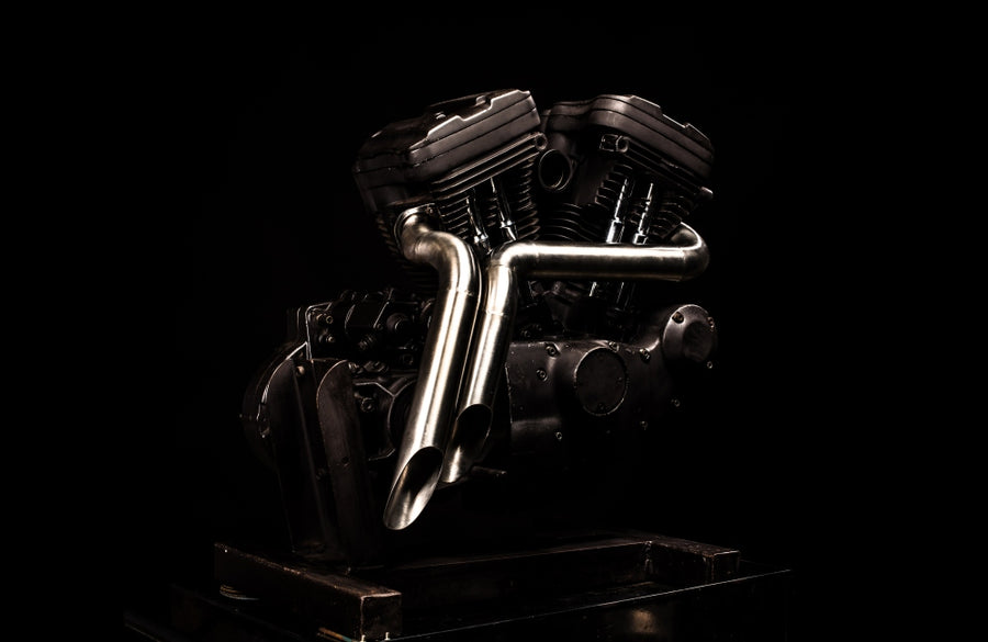 THUNDERSTRUCK Exhaust For Harley-Davidson Iron And Sportster THUNDERSTRUCK Exhaust For Harley-Davidson Iron And Sportster