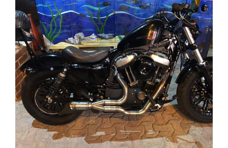 BAD LANDS Exhaust For Harley-Davidson Iron And Sportster BAD LANDS Exhaust For Harley-Davidson Iron And Sportster