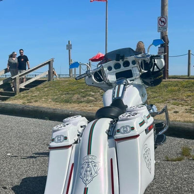 HD Bagger and fender kit Al Capone 7" down and 14" out angle, custom baggers, extended & stretched saddle bags, exclusive for Harley Davidson