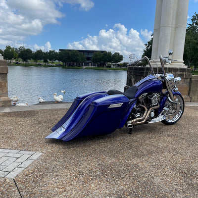 HD Bagger and fender kit Al Capone 7" down and 14" out angle, custom baggers, extended & stretched saddle bags, exclusive for Harley Davidson