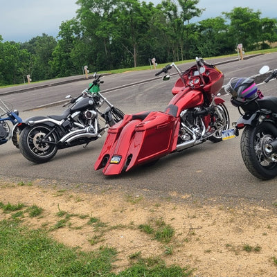 HD Bagger and fender kit 6" down and 9" out, custom baggers, extended & stretched saddle bags, exclusive for Harley Davidson Touring